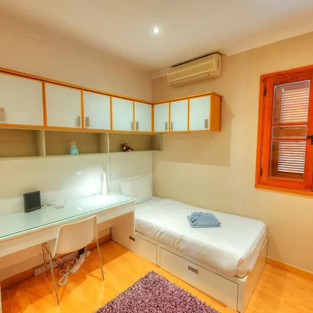 Modern Duplex 3 Bedroom With Sun Terrace Vmau1-1 * Sliema