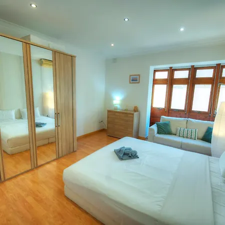 Modern Duplex 3 Bedroom With Sun Terrace Vmau1-1 Apartment