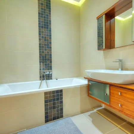 Modern Duplex 3 Bedroom With Sun Terrace Vmau1-1