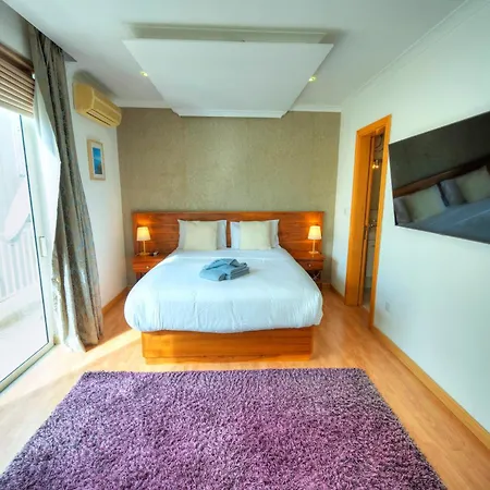Apartment Modern Duplex 3 Bedroom With Sun Terrace Vmau1-1