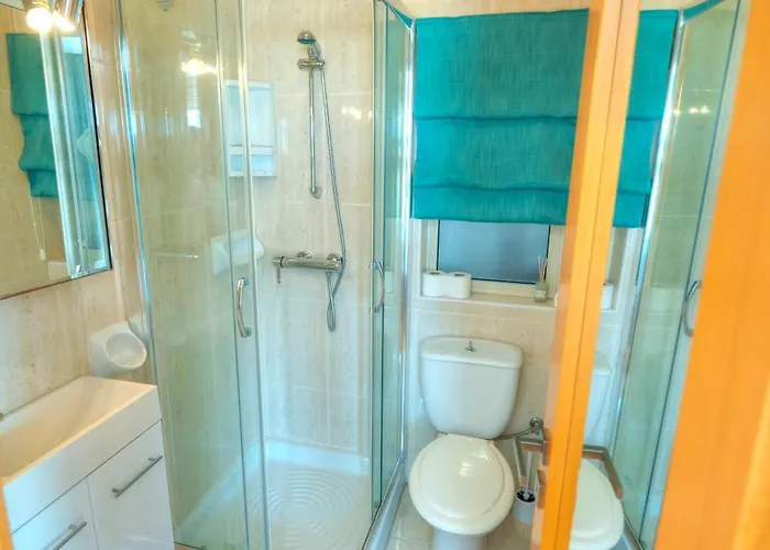 Modern Duplex 3 Bedroom With Sun Terrace Vmau1-1 *