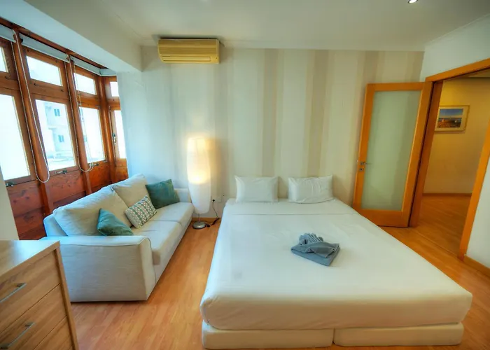 Modern Duplex 3 Bedroom With Sun Terrace Vmau1-1 *