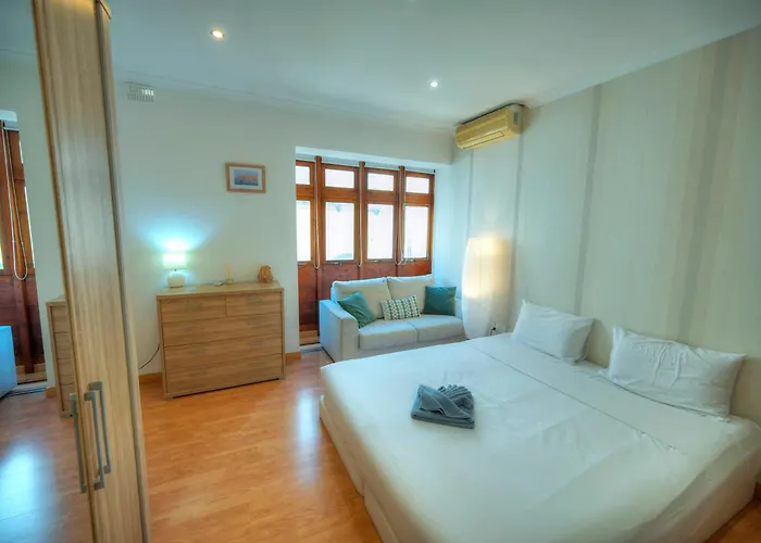 Lägenhet Modern Duplex 3 Bedroom With Sun Terrace Vmau1-1 *