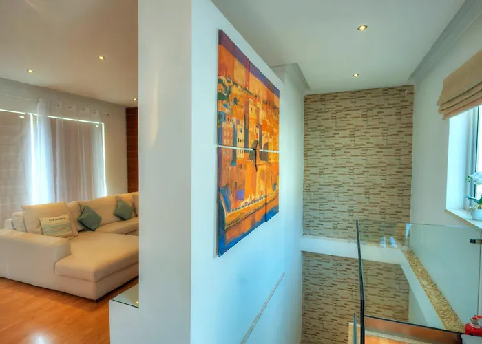 Modern Duplex 3 Bedroom With Sun Terrace Vmau1-1 Apartment *